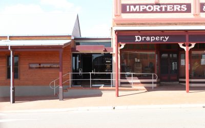 Image of Coolamon Library exterior