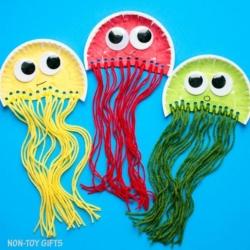 Image of jellyfish craft made with paper plates and wool